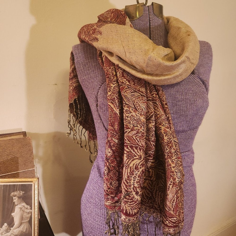 Beautiful Red and Gold Wrap